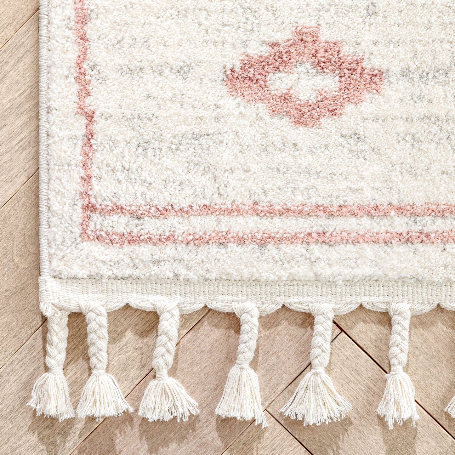 Parallel Moroccan Tribal Diamond Pattern Blush Rug SE-240