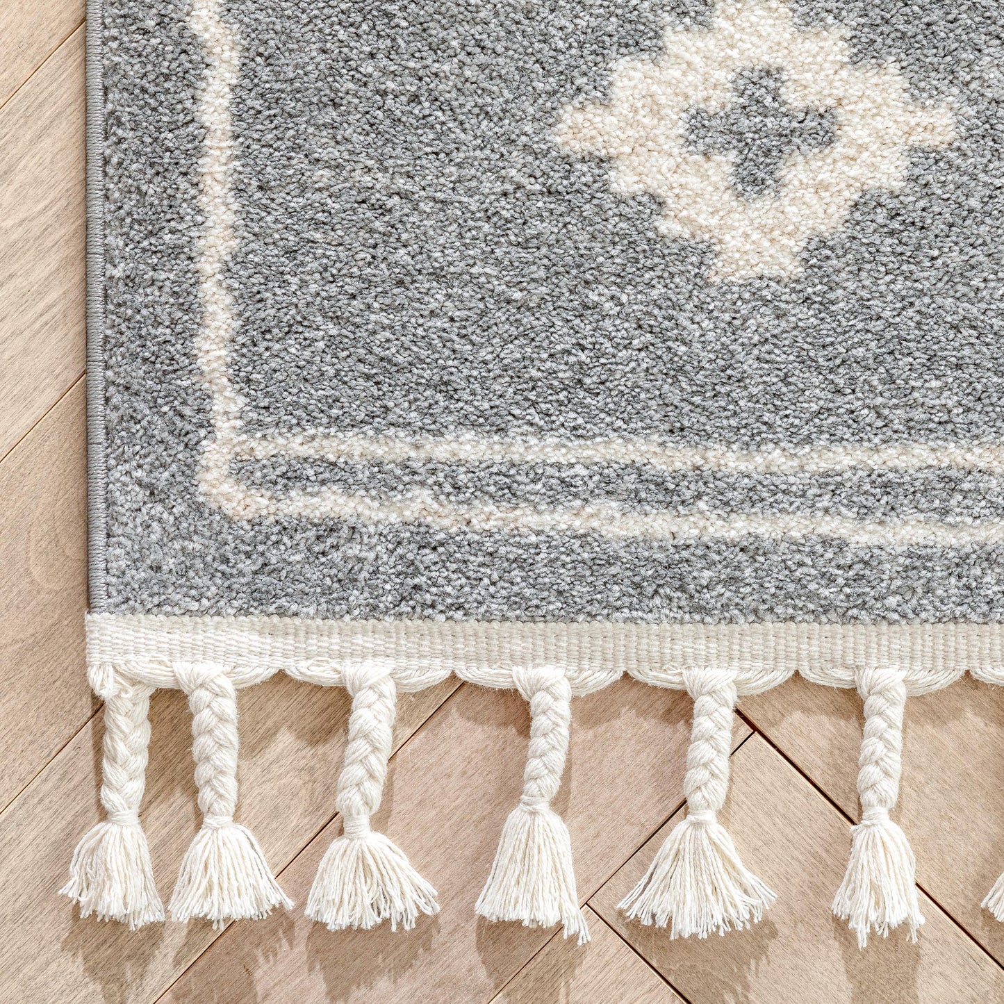 Parallel Moroccan Tribal Diamond Pattern Grey Rug SE-247
