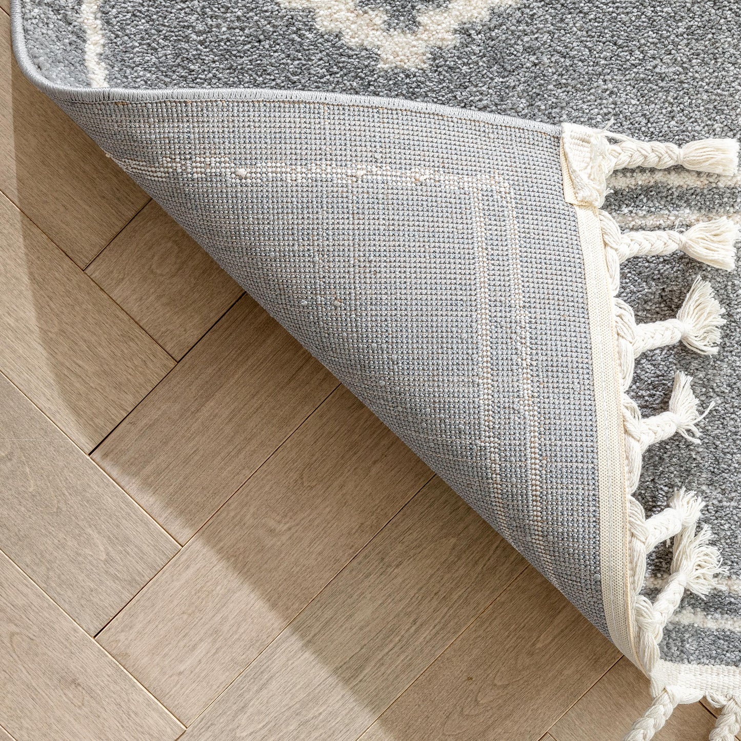 Parallel Moroccan Tribal Diamond Pattern Grey Rug SE-247