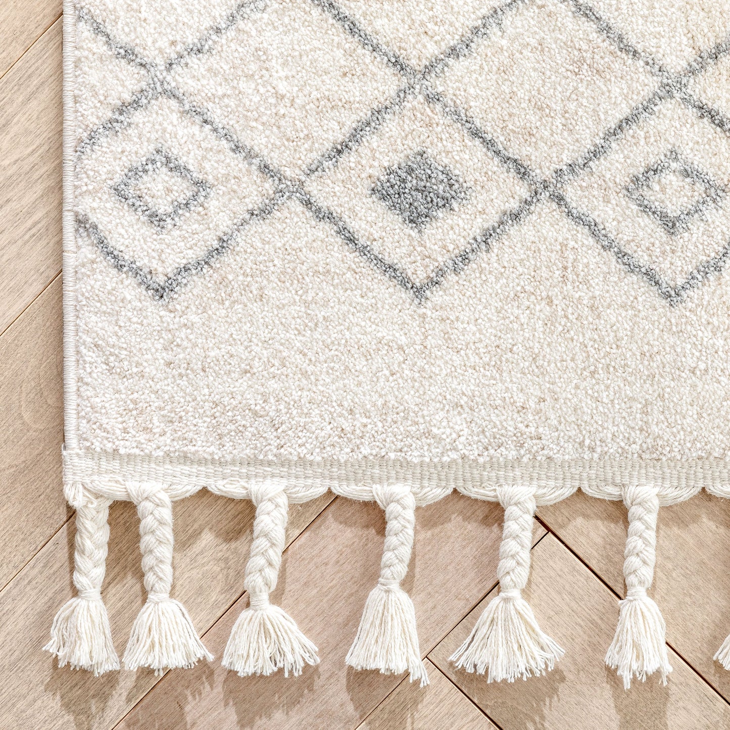 Transistora Nordic Tribal Trellis Pattern Ivory Grey Rug SE-282