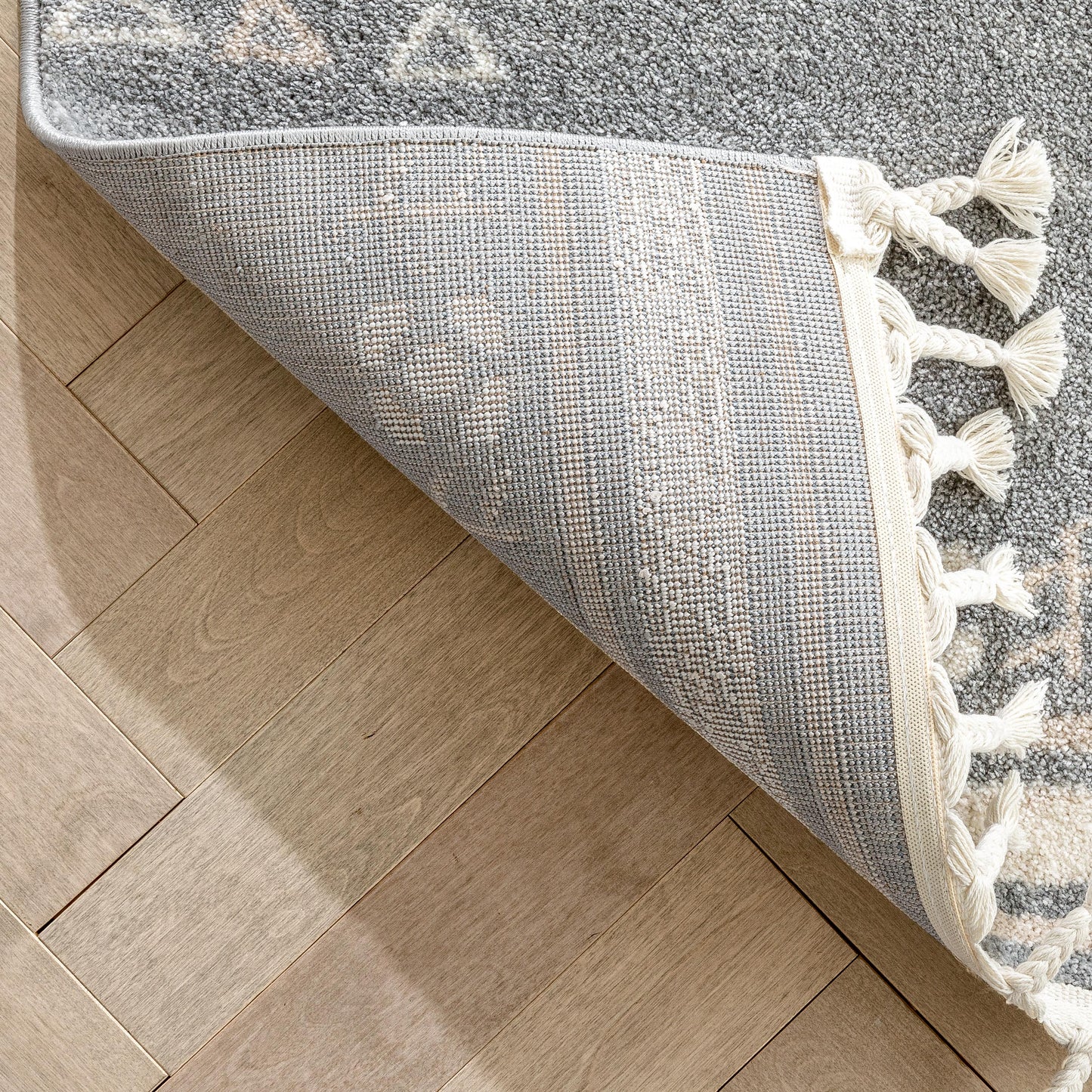 Capa Nordic Tribal Grey Rug SE-307