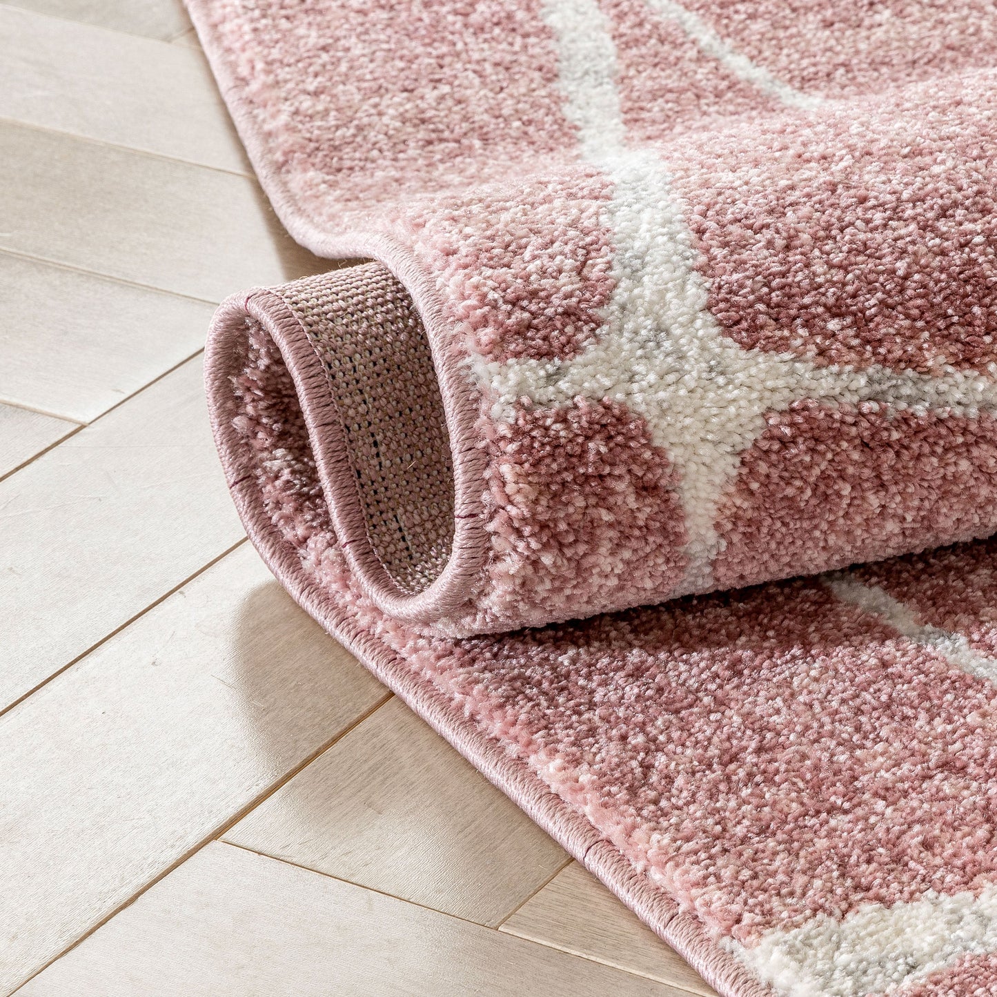 Crisscross Nordic Geometric Pattern Blush Ivory Rug SE-310