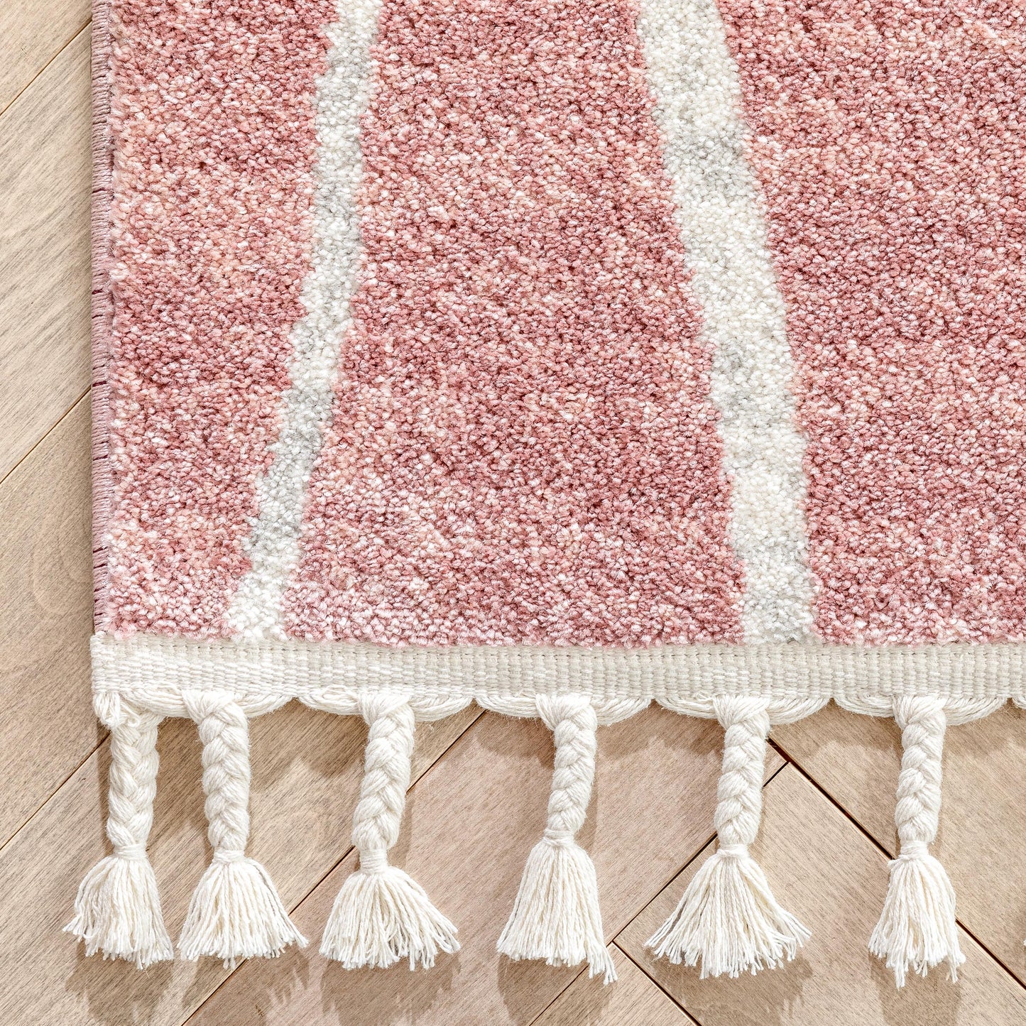 Crisscross Nordic Geometric Pattern Blush Ivory Rug SE-310