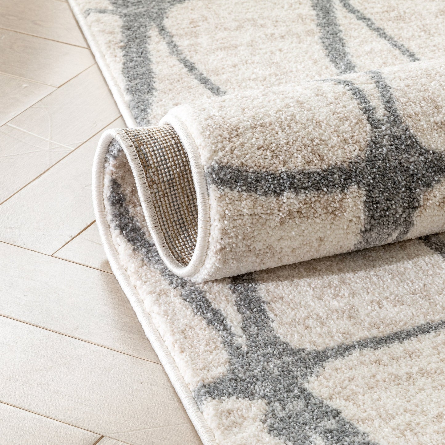 Crisscross Nordic Geometric Pattern Ivory Rug SE-312