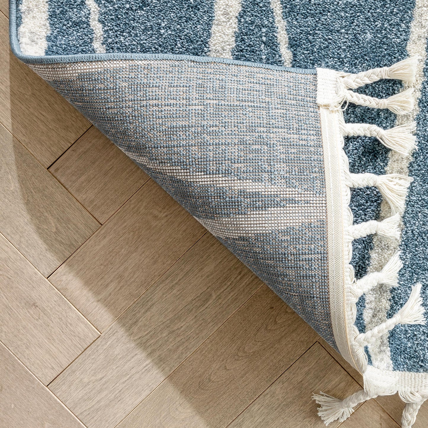 Crisscross Nordic Geometric Pattern Blue Rug SE-314