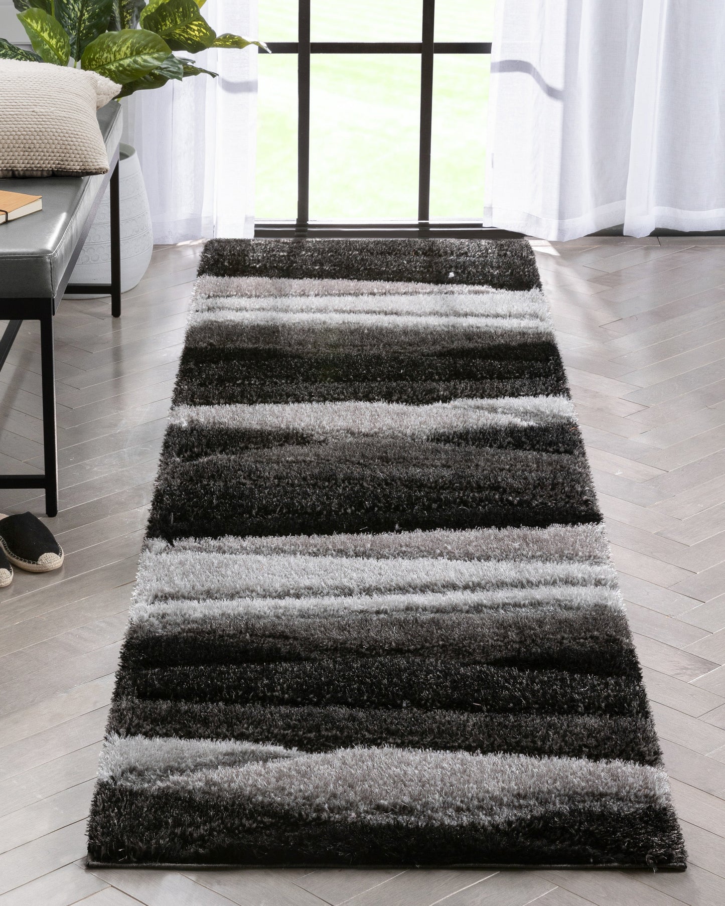 Apallo Modern Geometric Black 3D Textured Thick & Soft Shag Rug SF-143