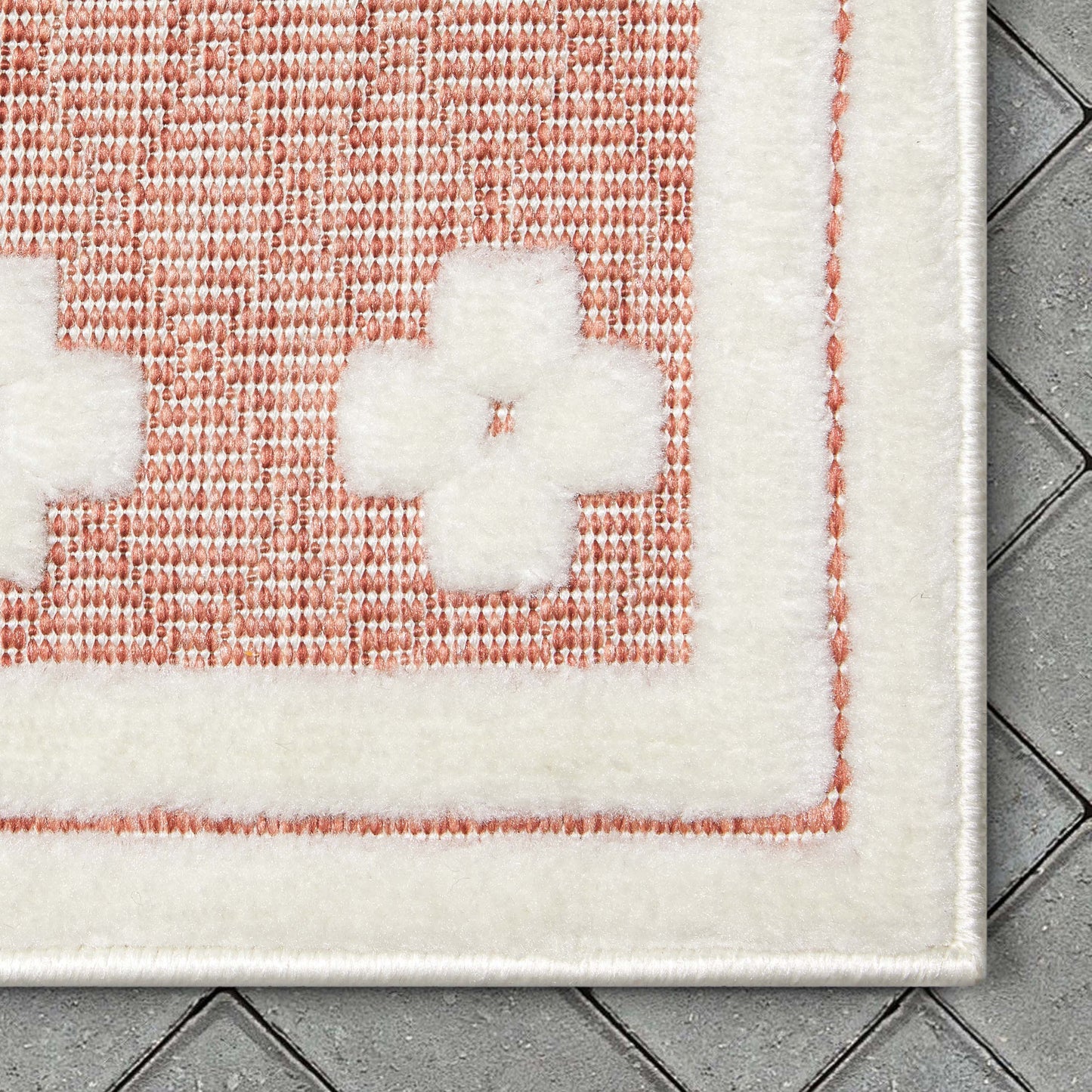 Mali Tribal Diamond Pattern Indoor/Outdoor Terracotta High-Low Rug SIL-30