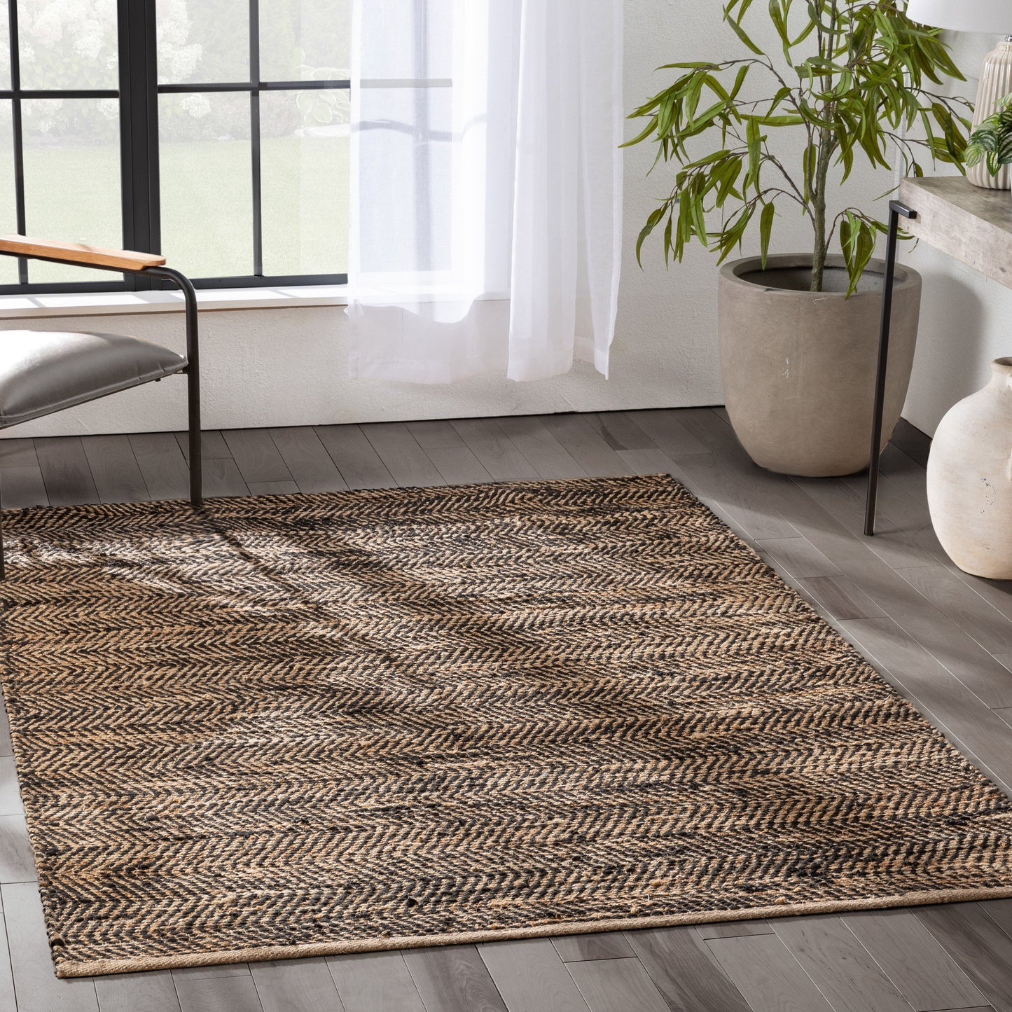 Willow Jute Chevron Natural Black Hand-Woven Chunky-Textured Rug SUR-13
