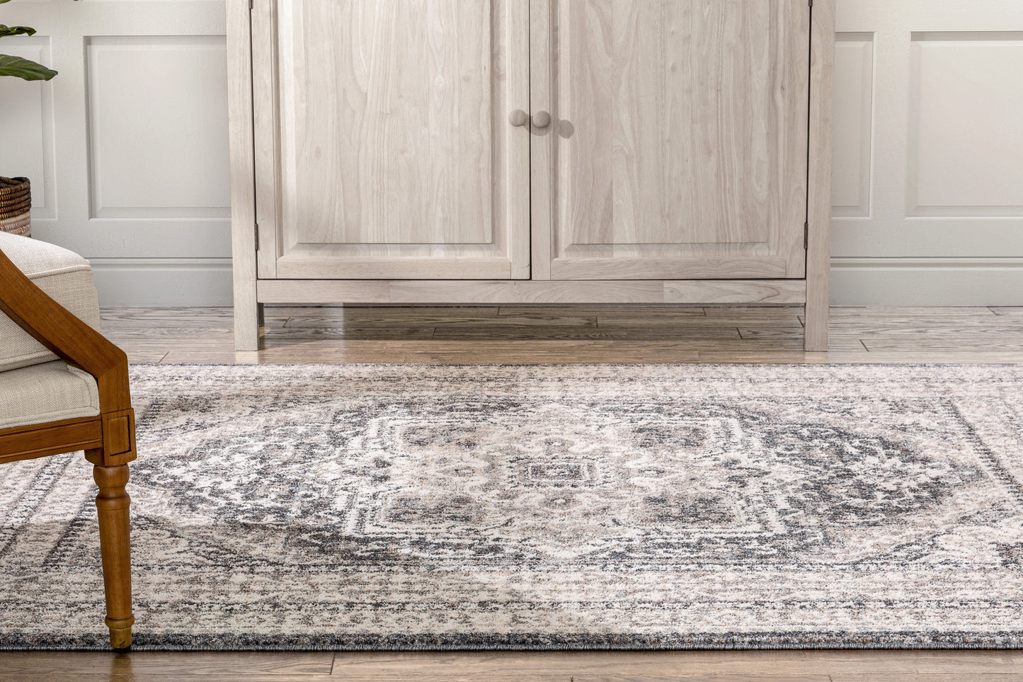 Pesaro Vintage Oriental Medallion Brown Rug TOP-58