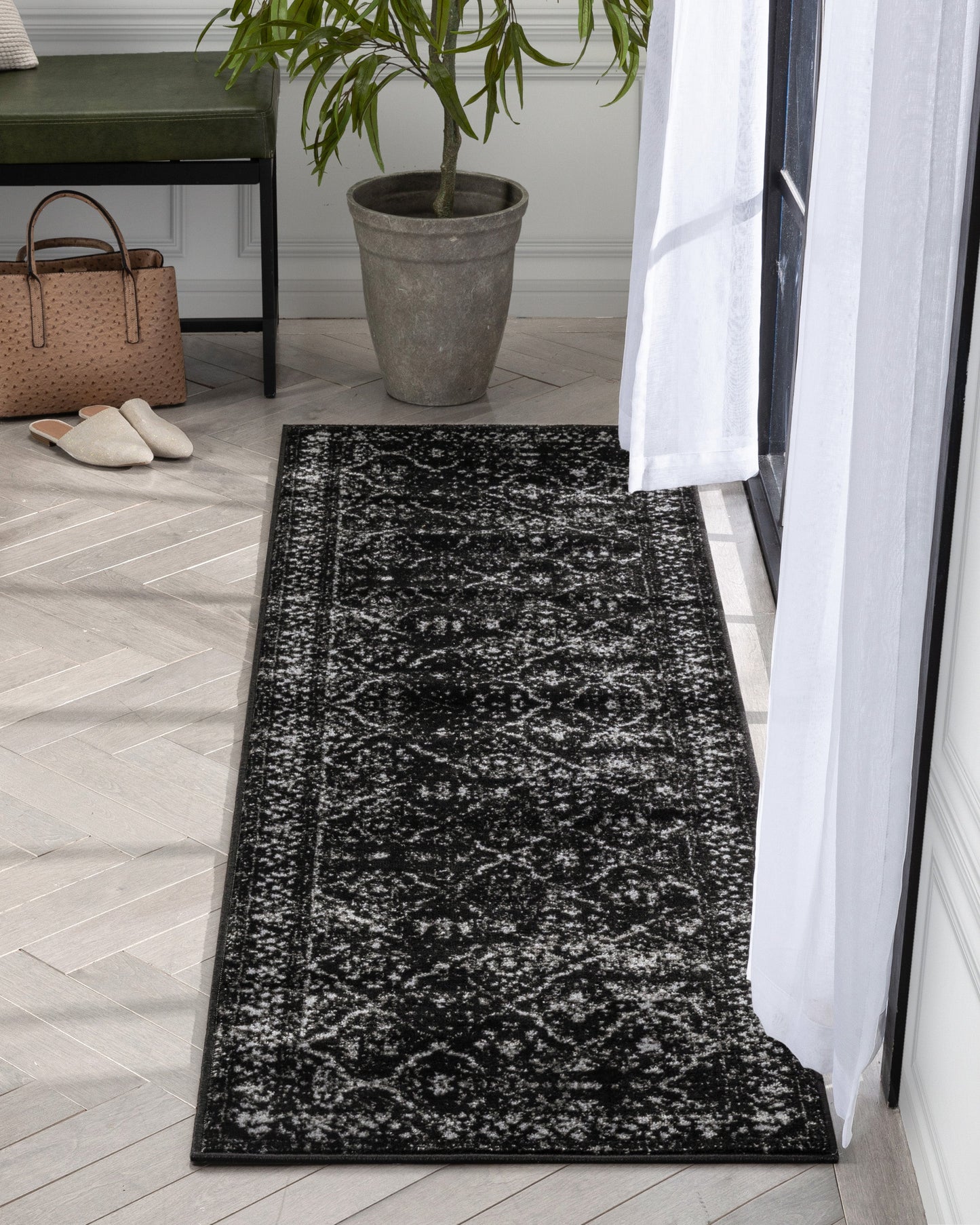 Argos Modern Vintage Lattice Black Rug ZAZ-33