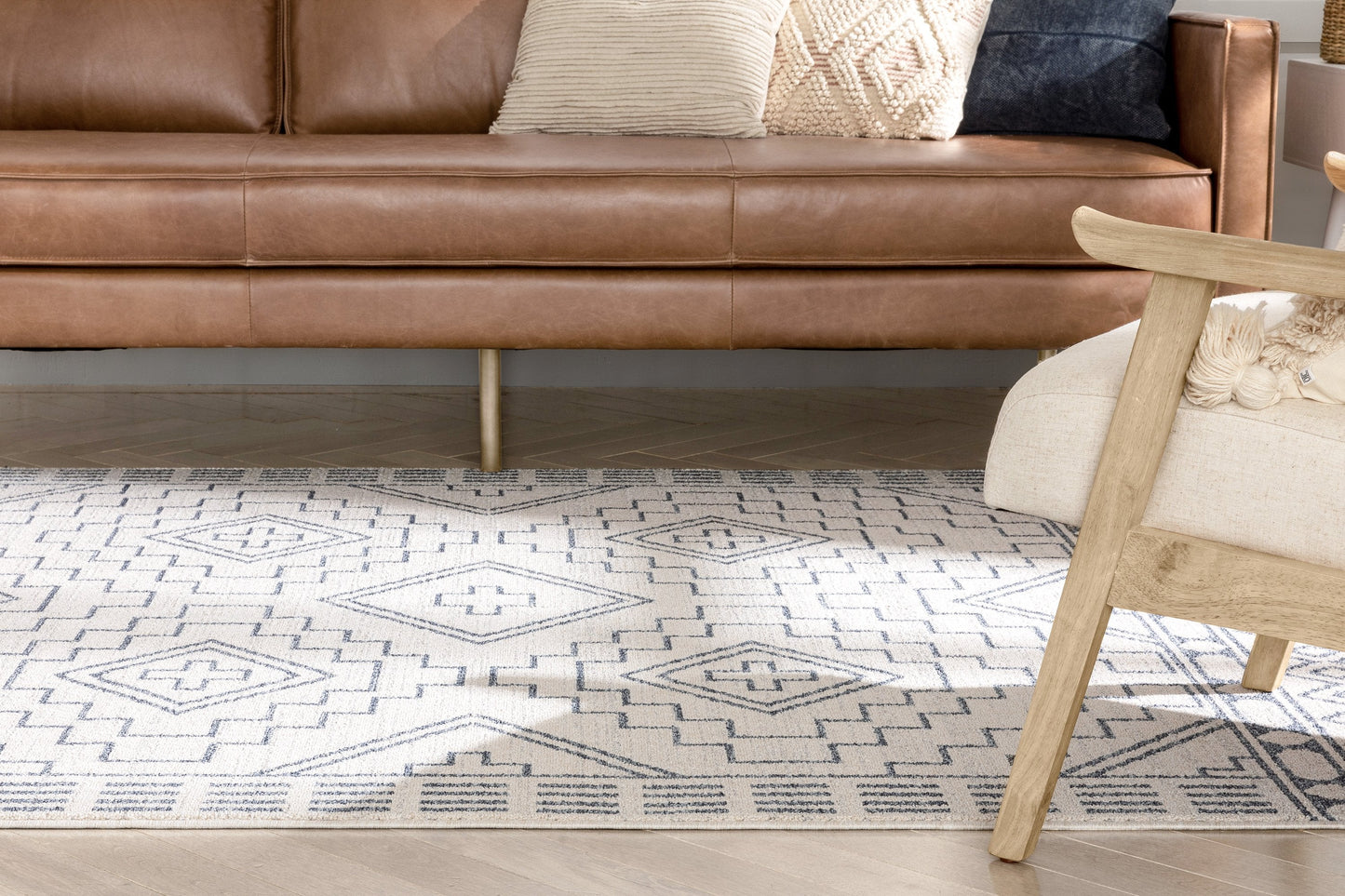 Zafer Tribal Geometric Pattern Light Blue Ivory Kilim-Style RugLDL-216