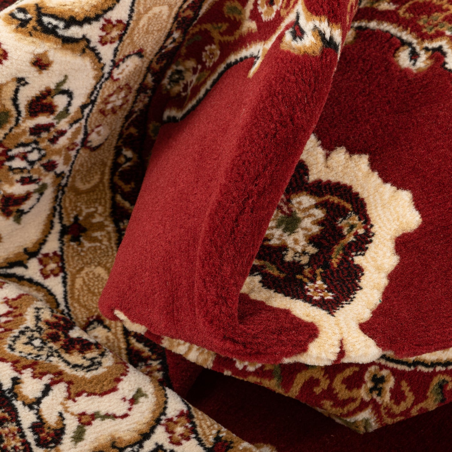 Isfahan Medallion Red Traditional Rug 1970