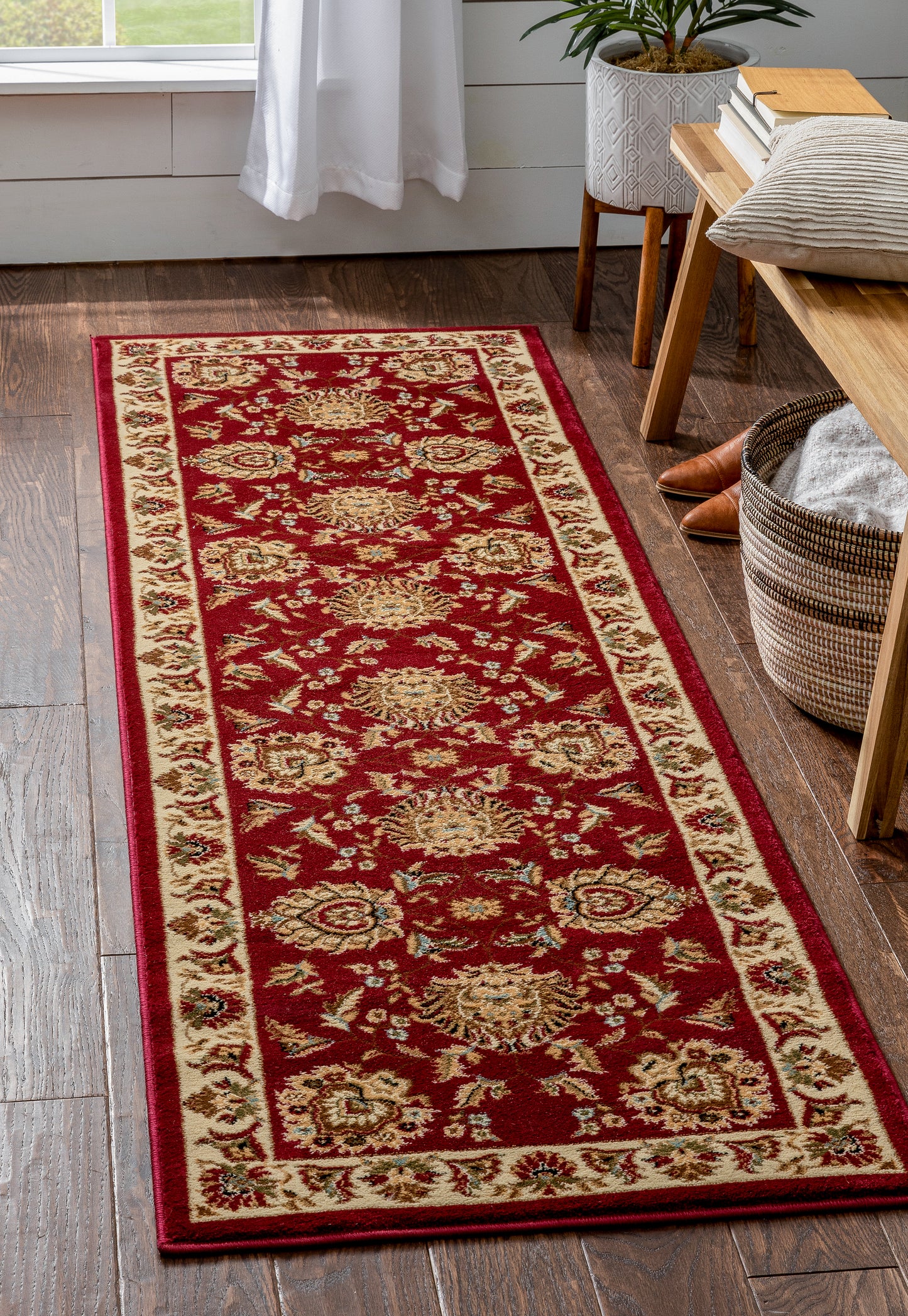 Abbasi Red Traditional Rug 3600