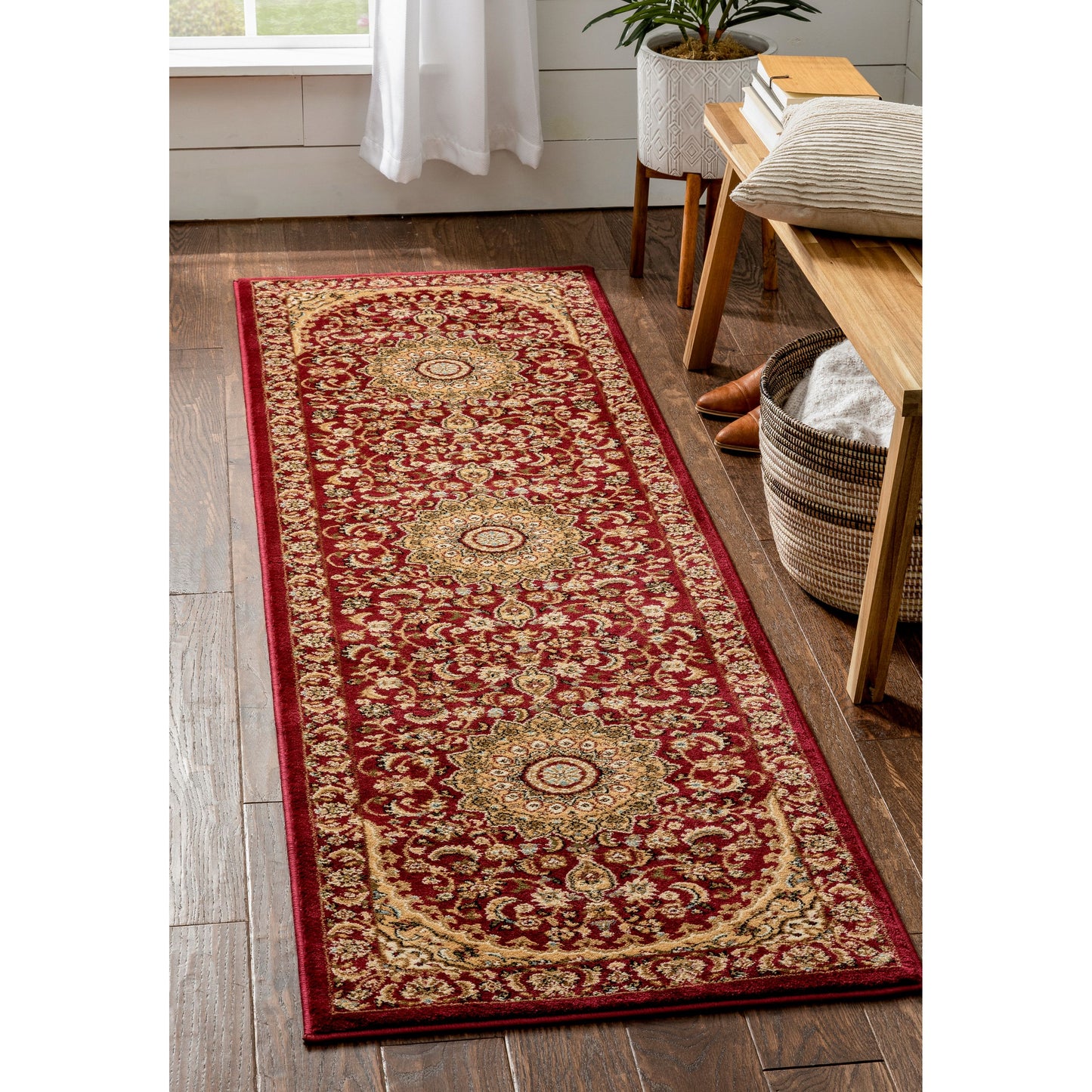 Aviva Red Traditional Rug 3640