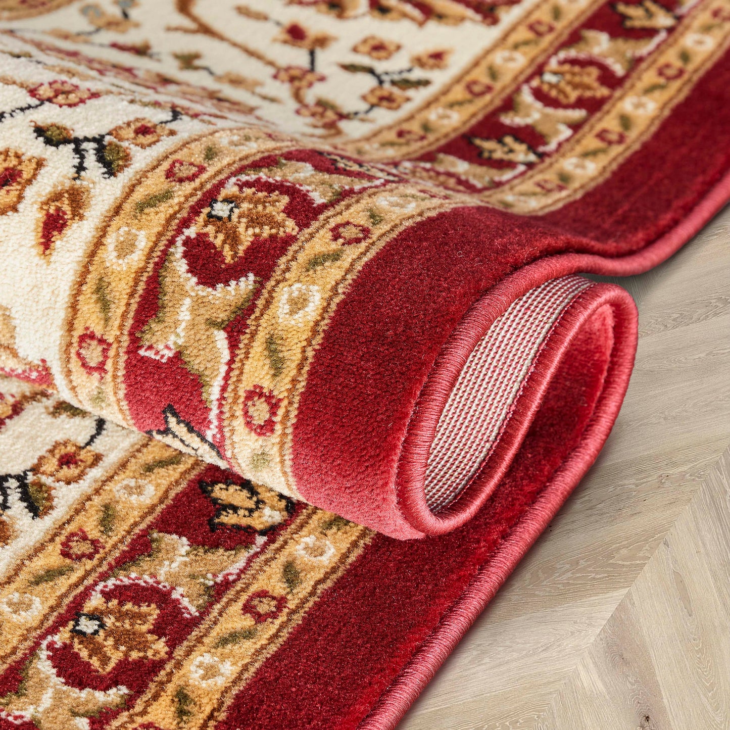 Sarouk Red Traditional Rug 54930