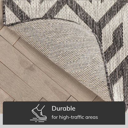Atlantis Modern Geometric Black Indoor/Outdoor Rug MED-213
