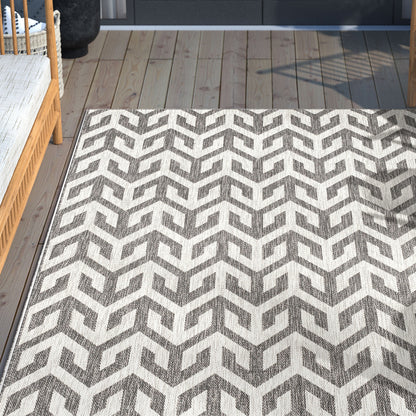 Atlantis Modern Geometric Black Indoor/Outdoor Rug MED-213