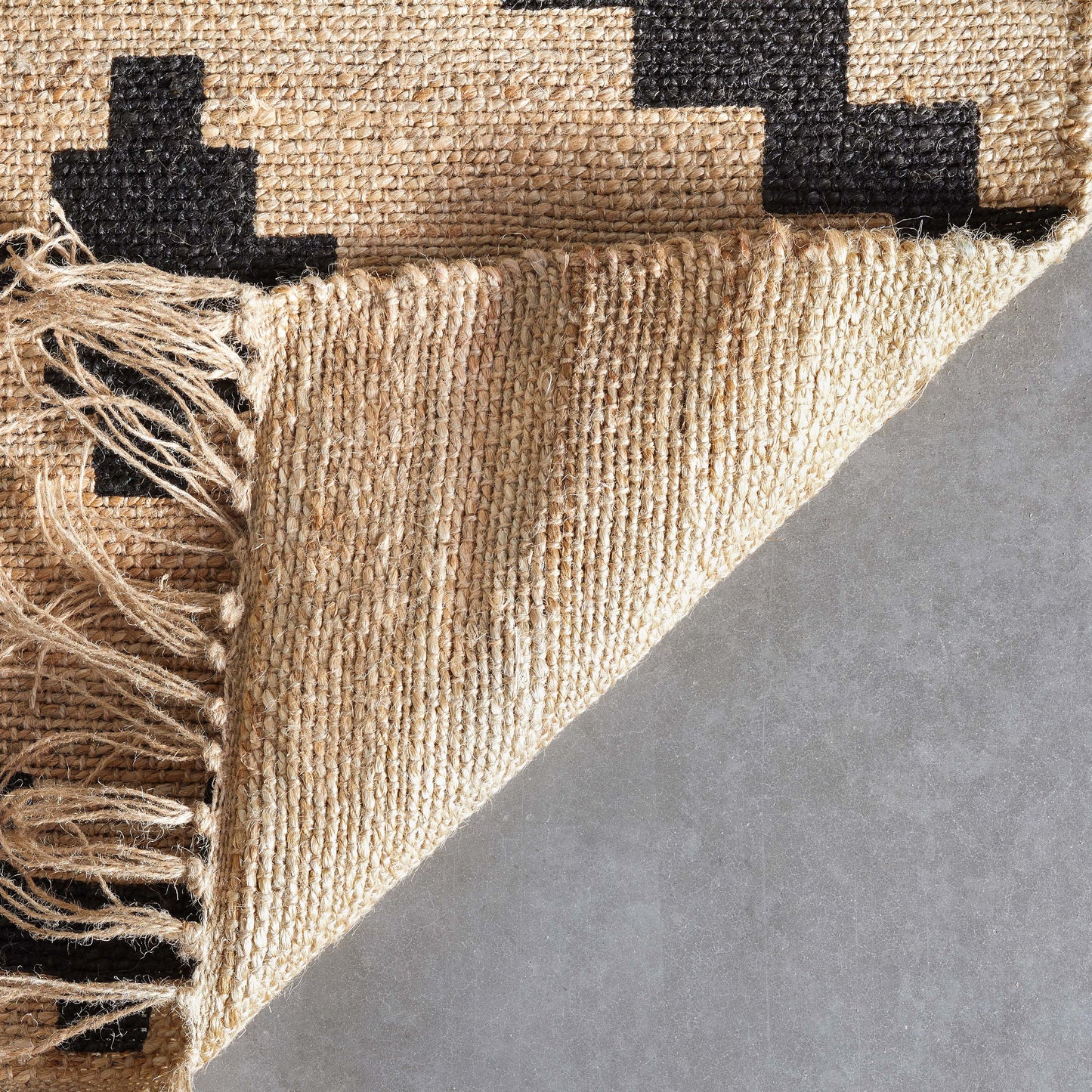 Rabia Jute Tribal Natural Black Hand-Woven Chunky-Textured Rug SAB-12