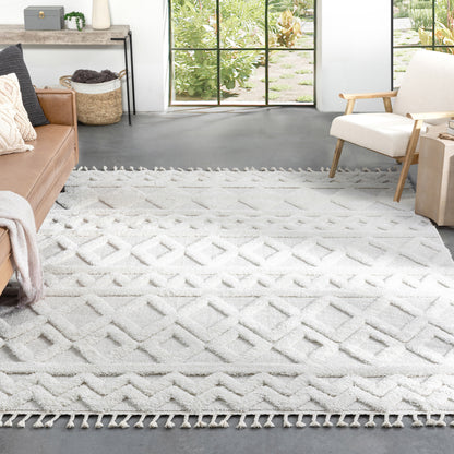 Austen Ivory Vintage Diamond Pattern Ivory Farmhouse Rug SAL-142