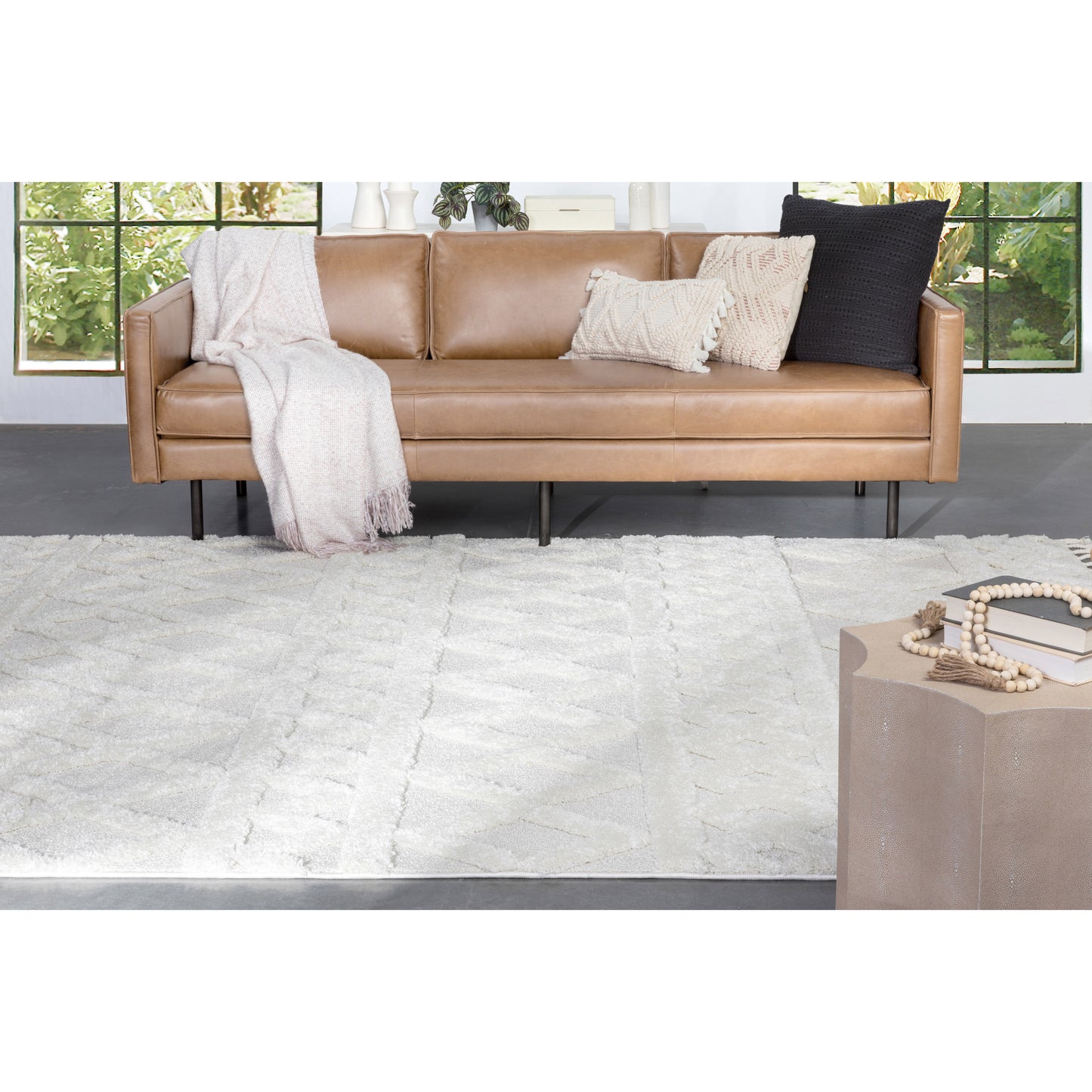 Austen Ivory Vintage Diamond Pattern Ivory Farmhouse Rug SAL-142