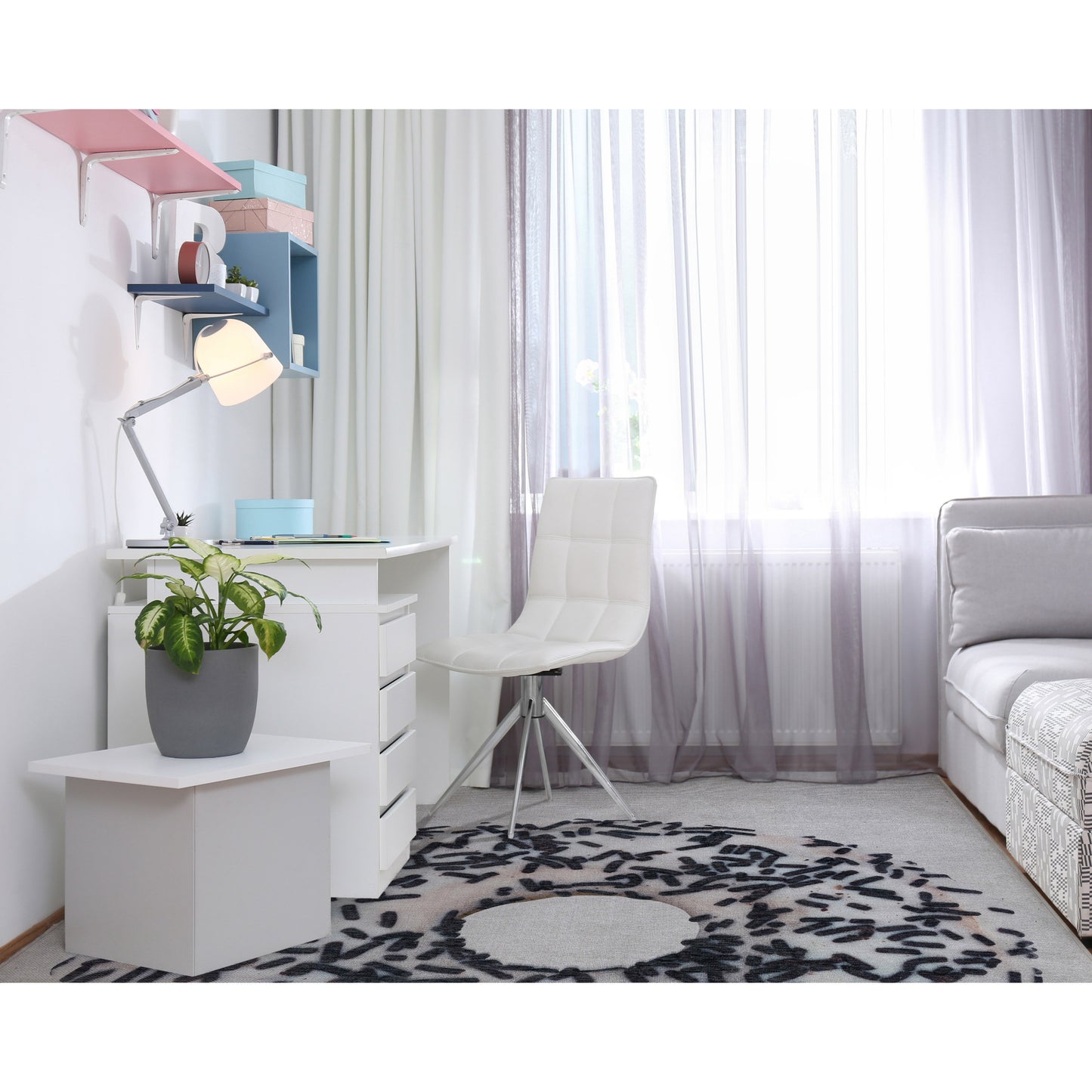 Apollo White Sprinkles Donut Ivory Black Rug W-AP-08B