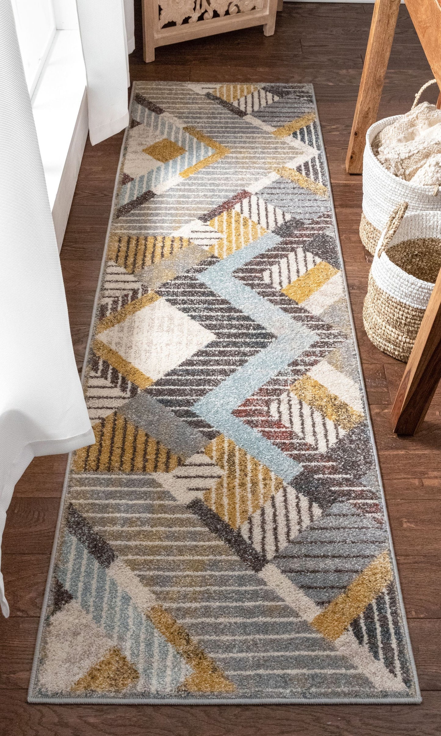 Jacey Geometric Distressed Grey Rug 2877