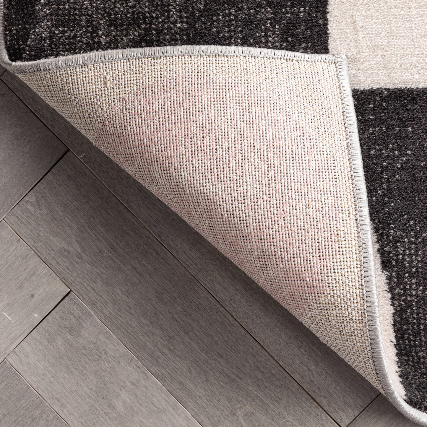Avi Modern Geometric Grey Blush Rug 54519