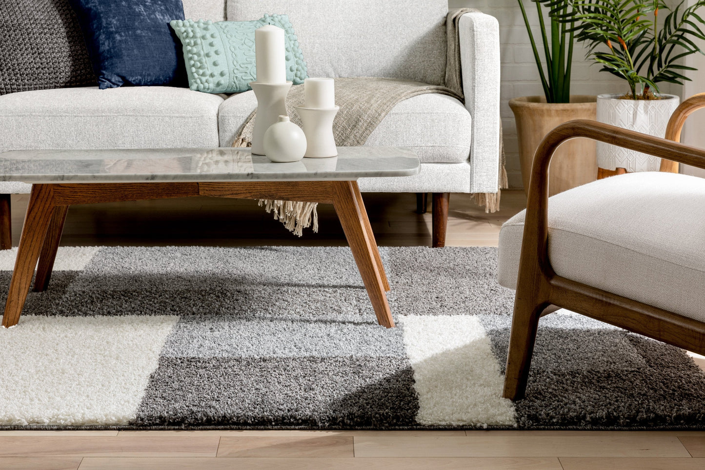 Cubes Geometric Boxes & Squares Dark Grey Thick Shag Rug 7007