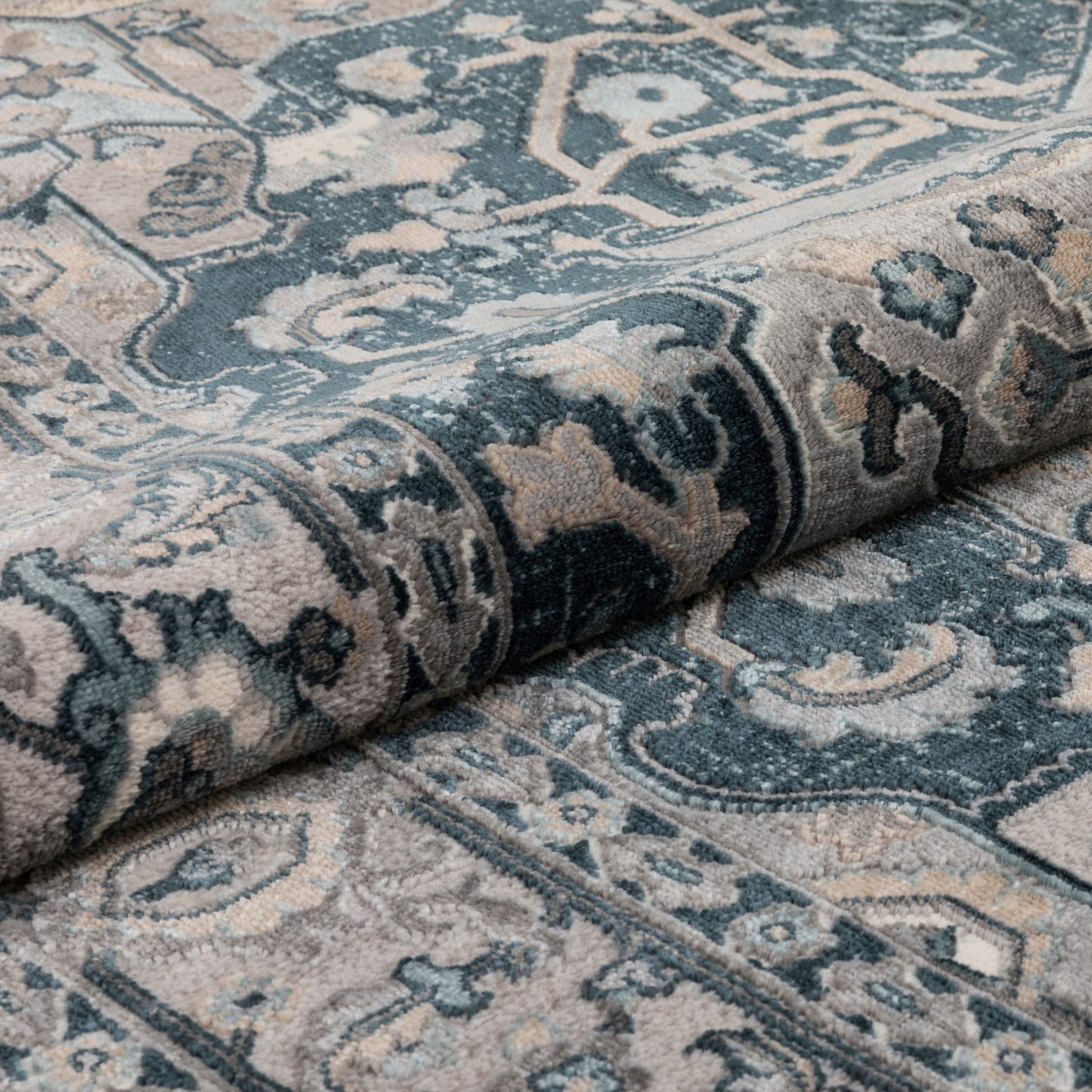 Leif Vintage Medallion Blue Rug BLS-54