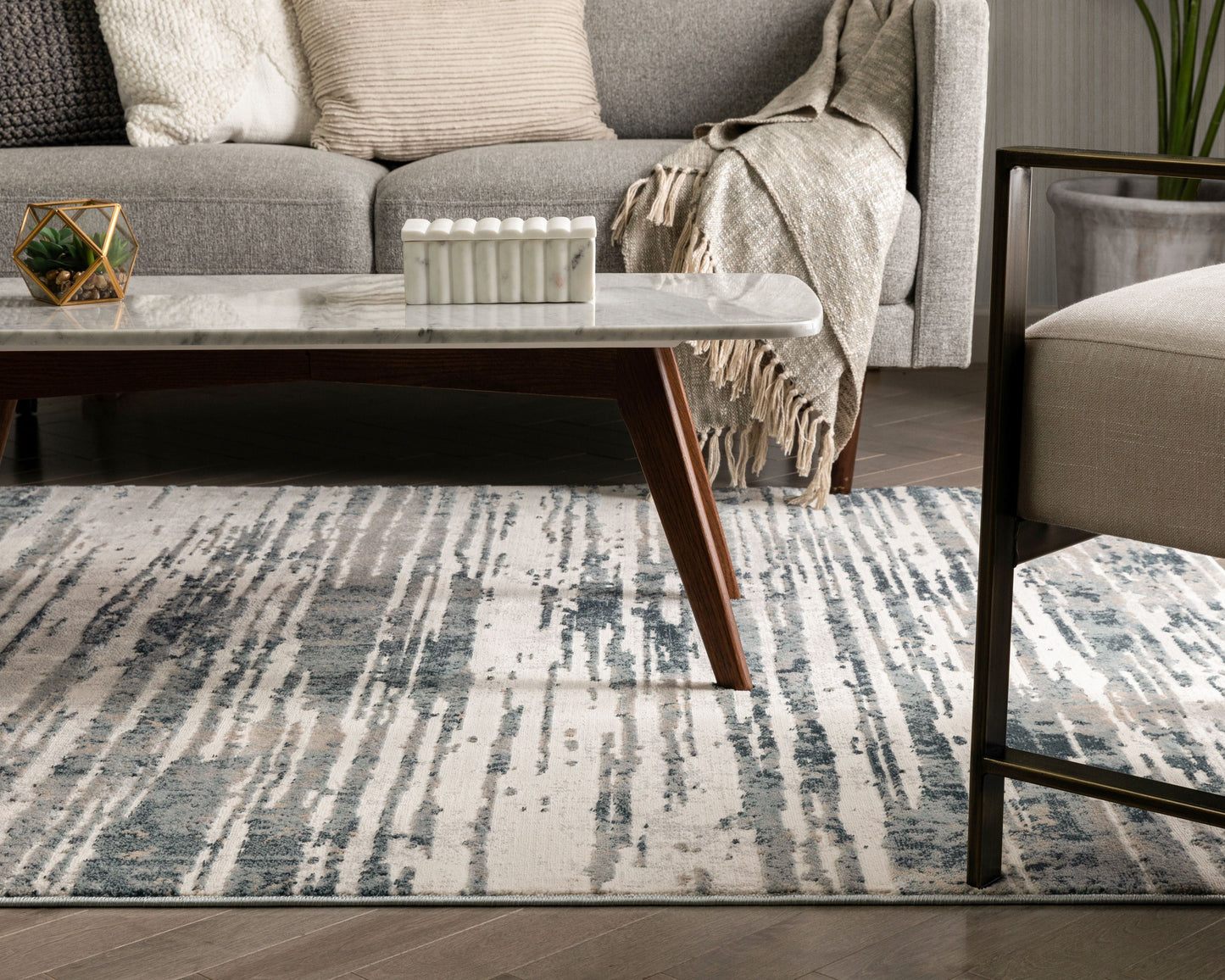 Ronan Modern Abstract Distressed Blue Rug BLS-74