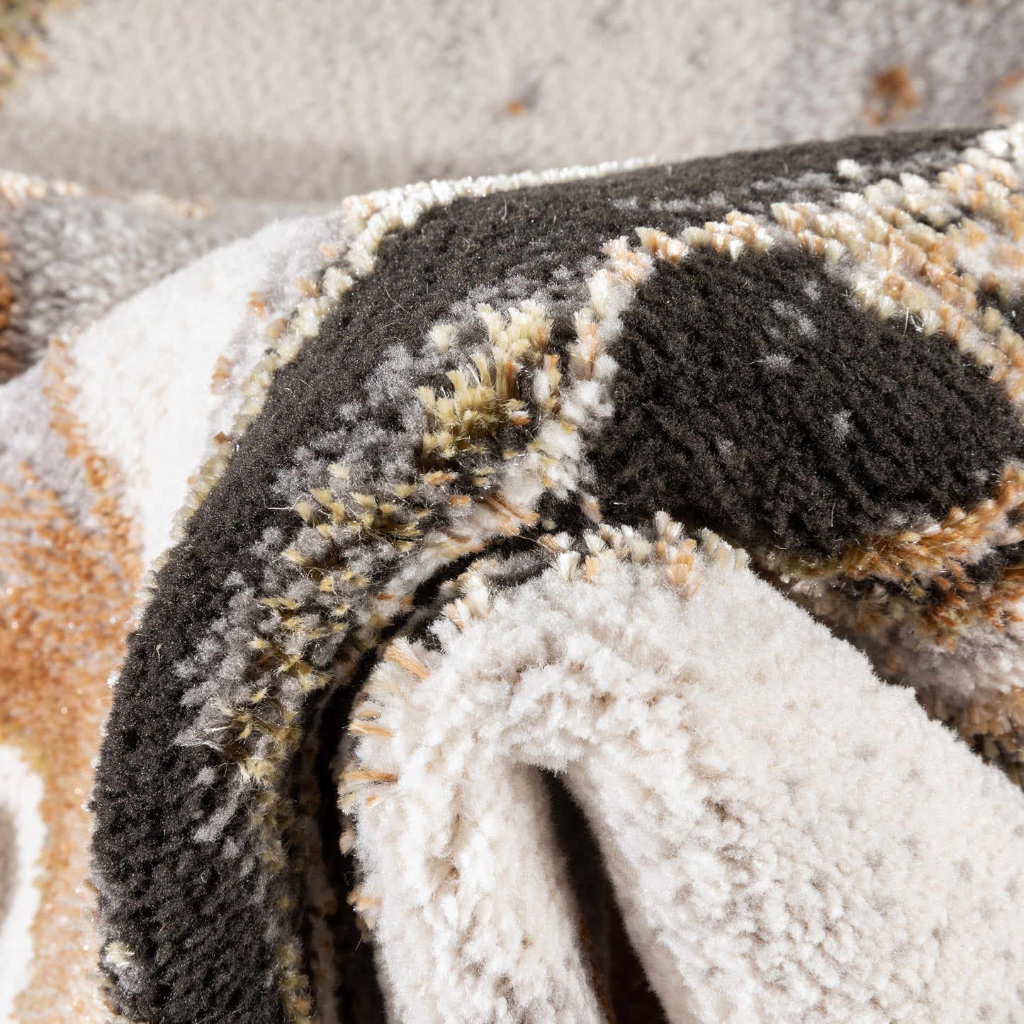Fay Modern Abstract Yellow Glam Rug CAI-41