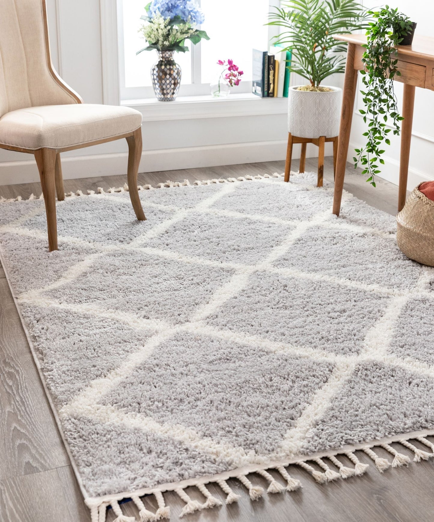 Celosia Moroccan Trellis Shag Grey Rug CB-147