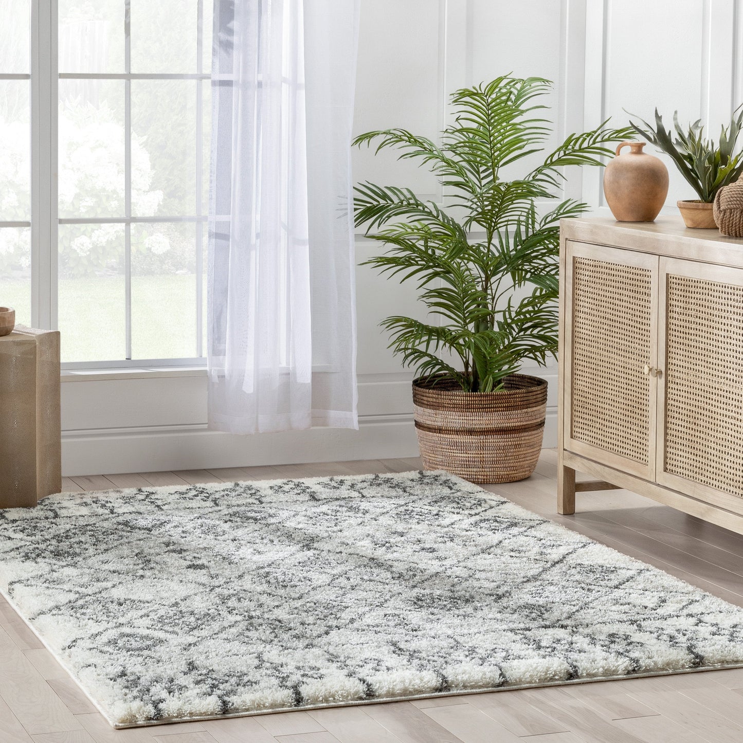Braga Tribal Geometric Pattern Ivory Thick & Soft Shag Rug CE-32