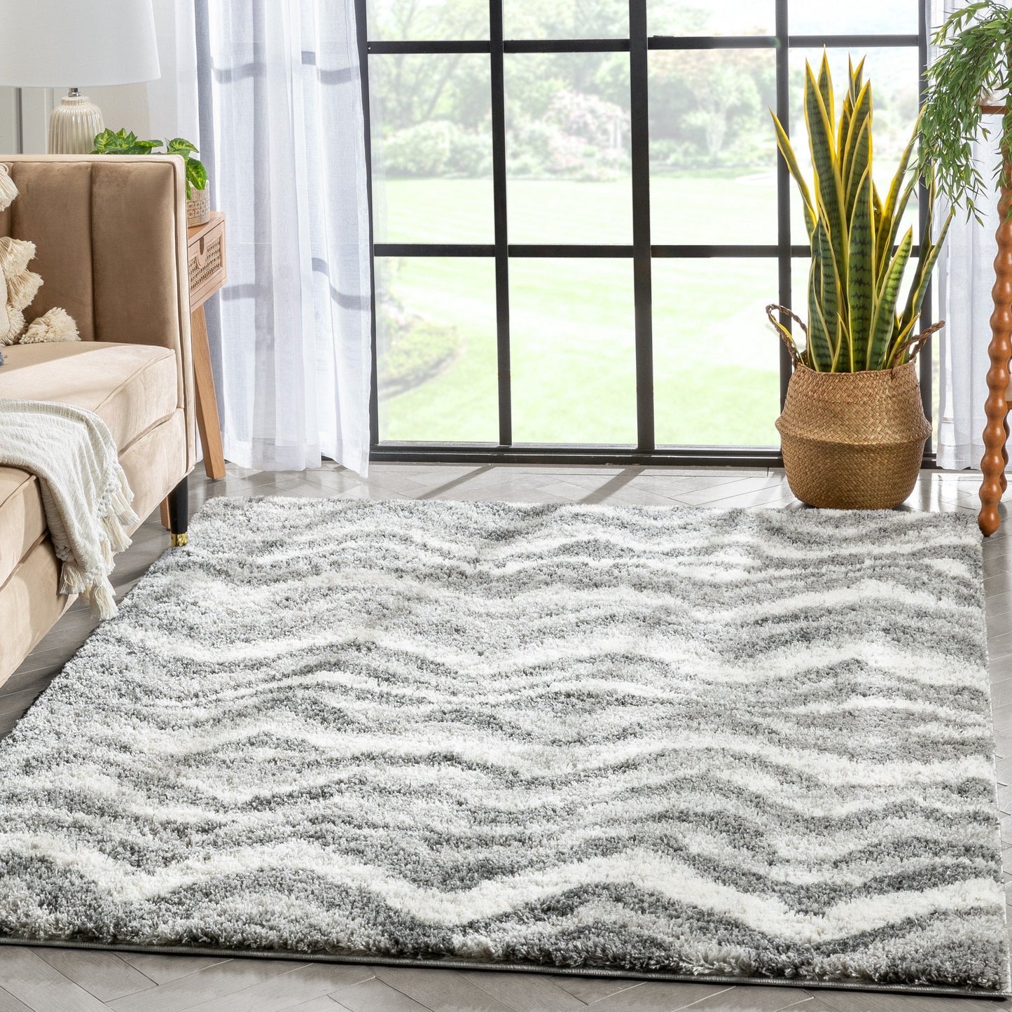 Tomar Modern Chevron Pattern Grey Thick & Soft Shag Rug CE-97