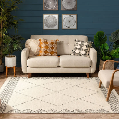 Kippa Moroccan Diamond Pattern Beige Kilim-Style Rug CHA-52