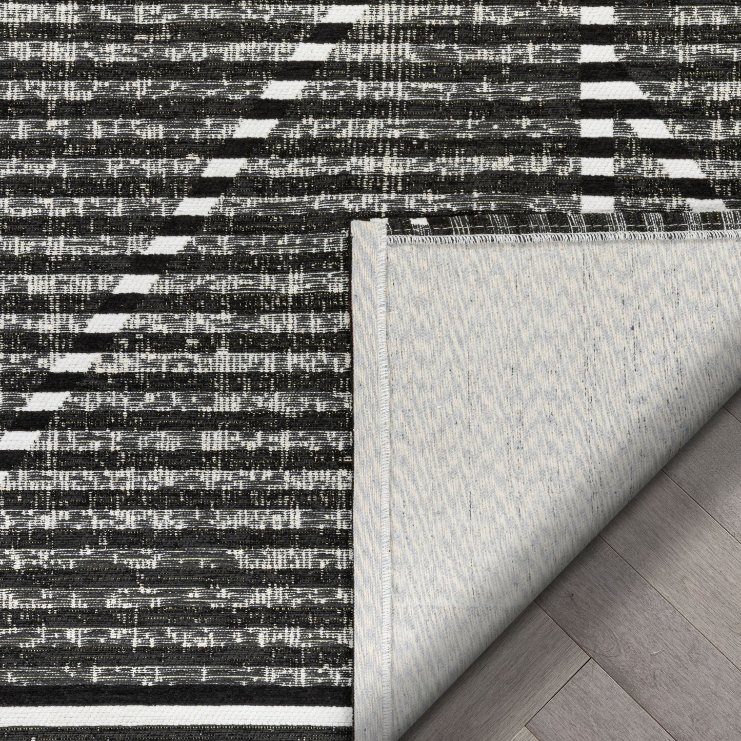 Jato Contemporary Distressed Geometric Pattern Grey Kilim-Style Rug CHA-77