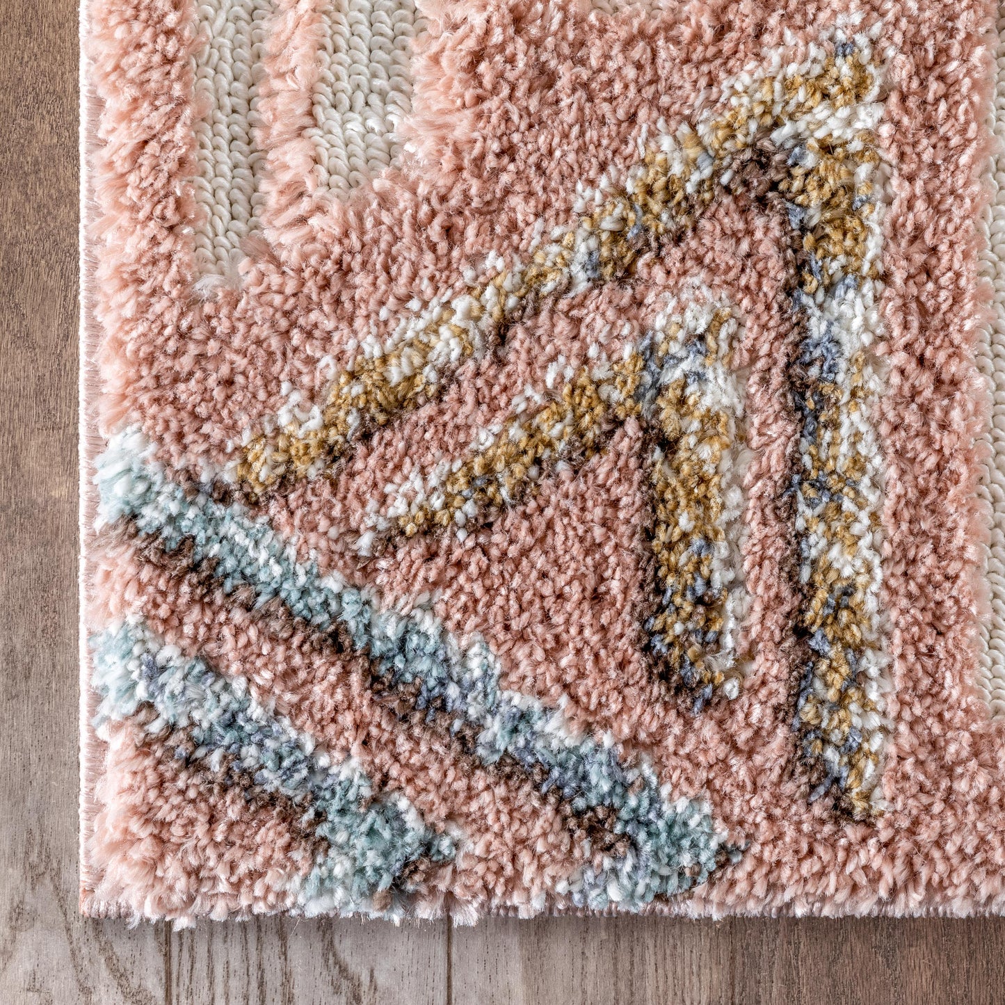 Thanatos Modern Geometric Blush High-Low Shag Rug DEL-59