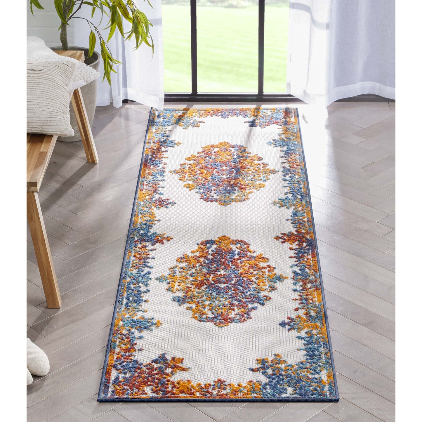 Arid Modern Medallion Persian Indoor/Outdoor Ivory High-Low Rug DO-502