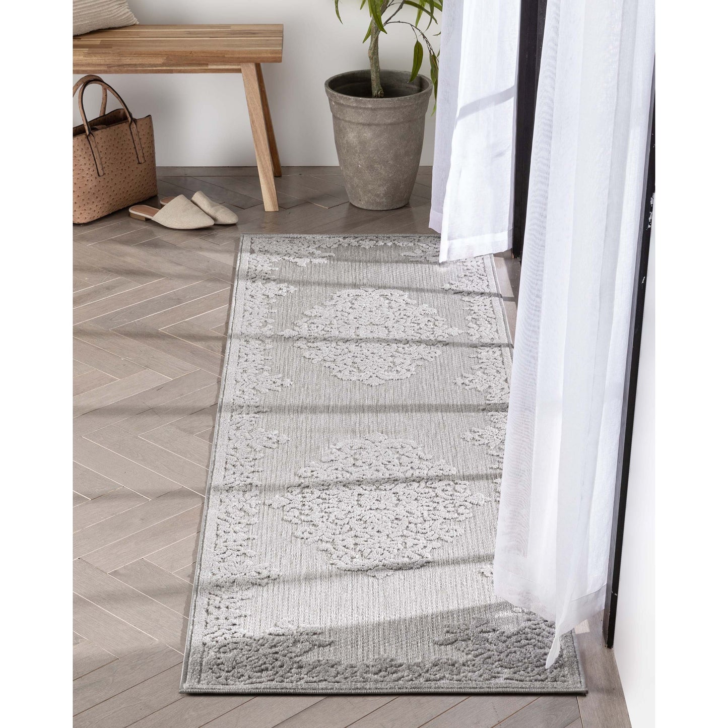 Arid Modern Medallion Persian Indoor/Outdoor Grey High-Low Rug DO-507
