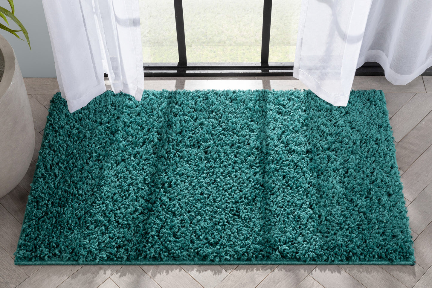 Emerson Modern Solid Green Textured Shag Rug ELL-15