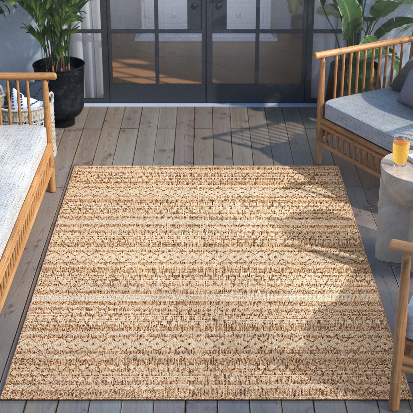 Arwen Tribal Indoor/Outdoor Brown Textured Rug FAL-18
