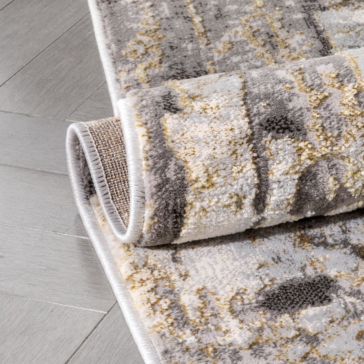 Harod Retro Geometric Stripes Grey Glam Rug FRM-177
