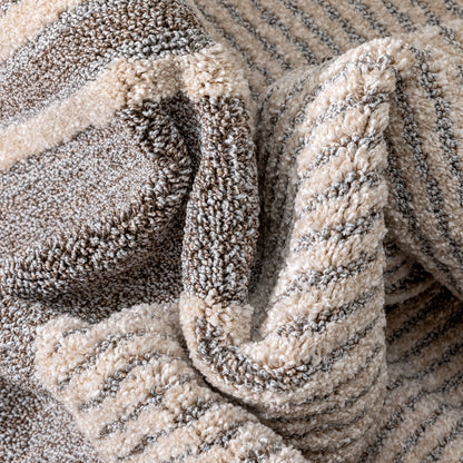 Evie Tribal Diamond Medallion Pattern Taupe Looped Pile Rug HAR-38