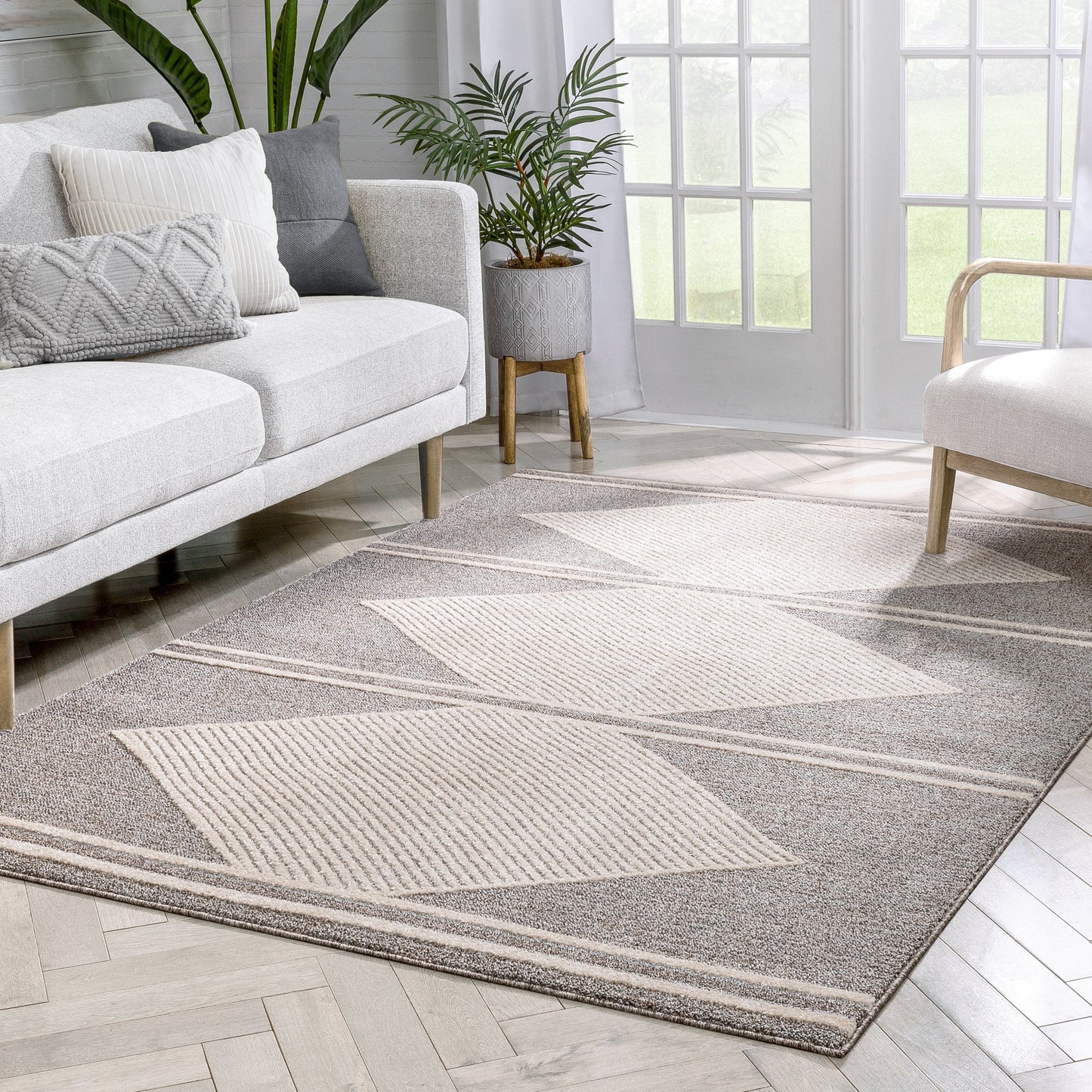 Evie Tribal Diamond Medallion Pattern Taupe Looped Pile Rug HAR-38