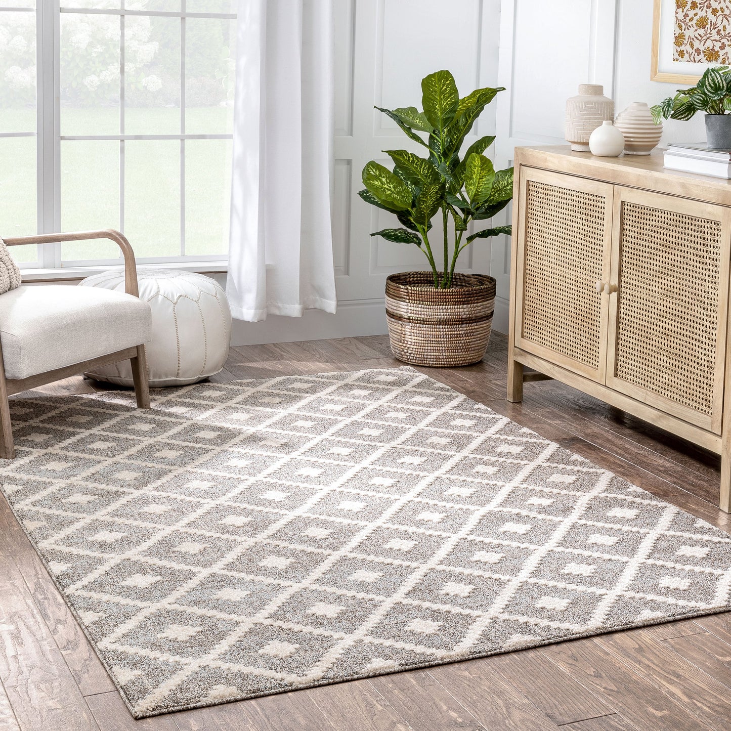 Ailey Moroccan Lattice Trellis Ivory Looped Pile Rug HAR-52