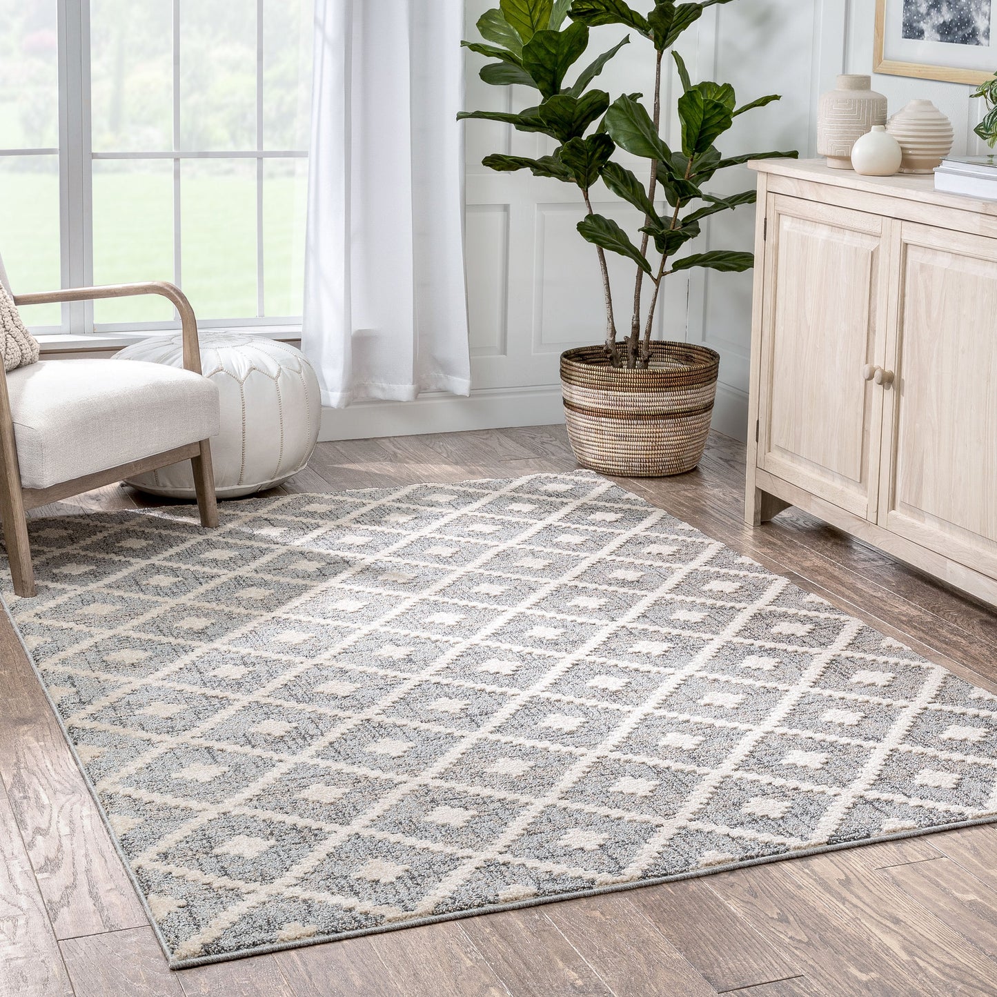 Ailey Moroccan Lattice Trellis Grey Looped Pile Rug HAR-57