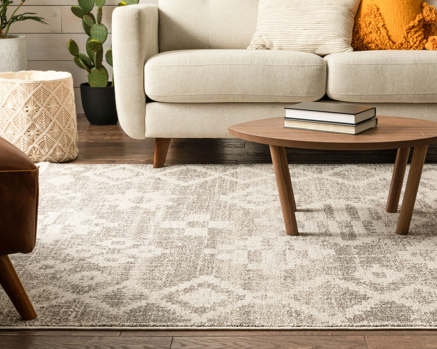 Romeo Moroccan Tribal Diamond Pattern Beige Kilim-Style Rug LDL-182