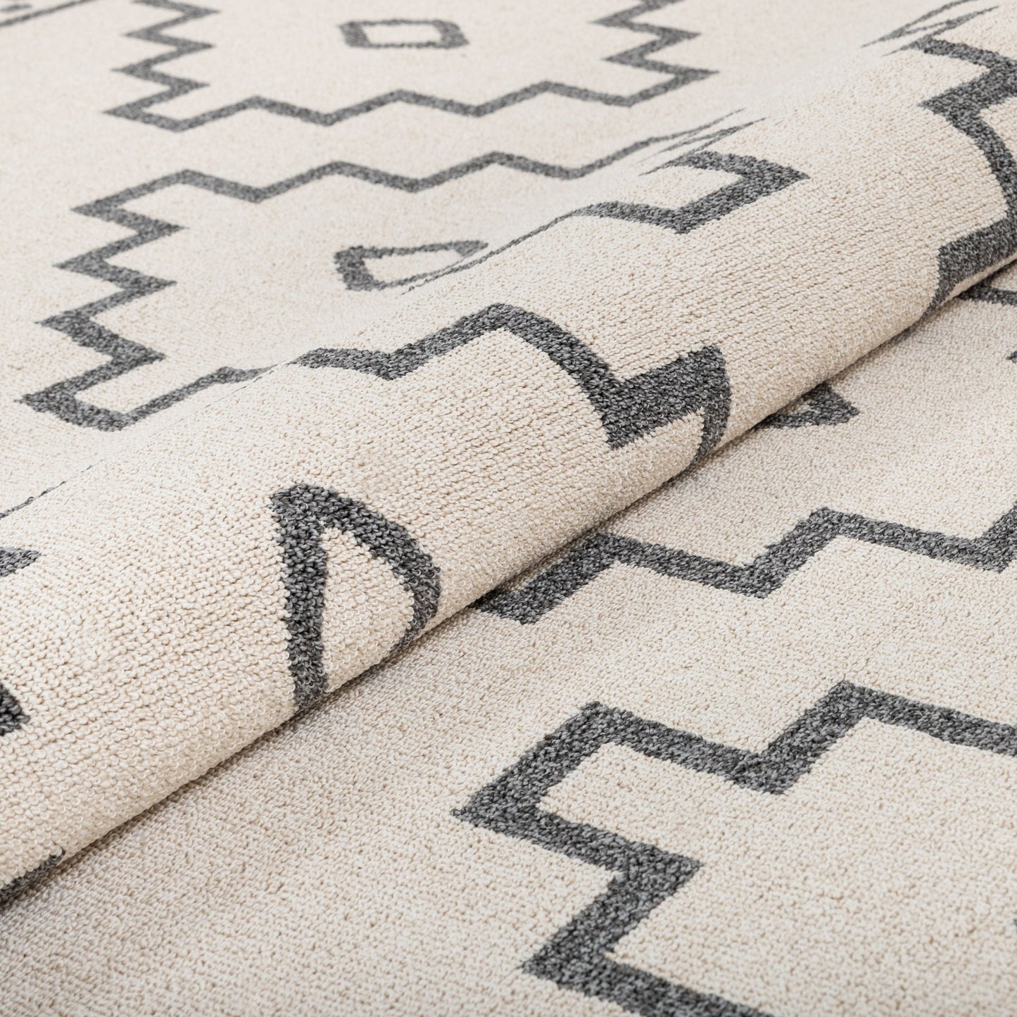 Mica Southwestern Tribal Geometric Ivory Kilim-Style Rug LDL-22