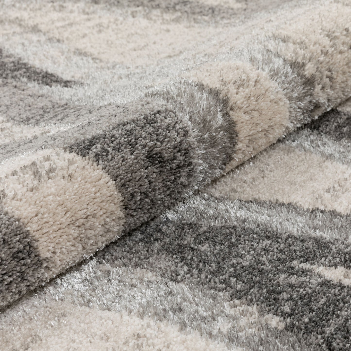 Toro Modern Ogee Geometric Ivory Rug LIS-02