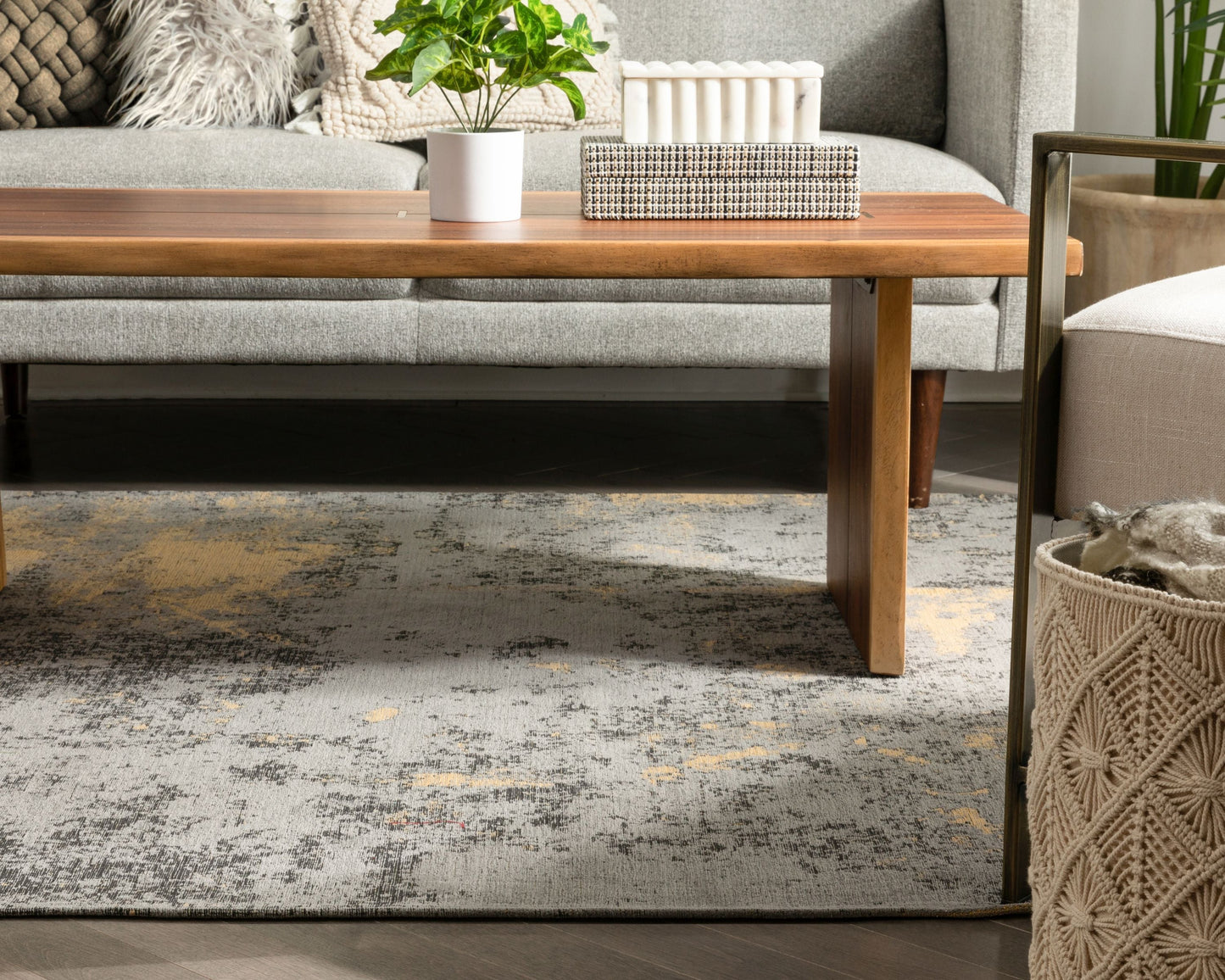 Stressa Modern Distressed Abstract Brush Stroke Beige Kilim-Style Rug LL-97